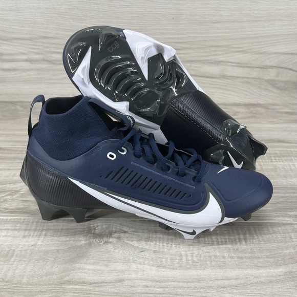 Athletic_Shoes